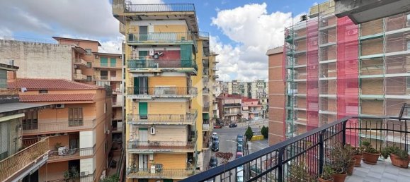 Apartamento de 3 dormitorios en Arzano, Italy No. 340029 9