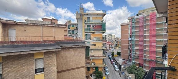 Apartamento de 3 dormitorios en Arzano, Italy No. 340029 25