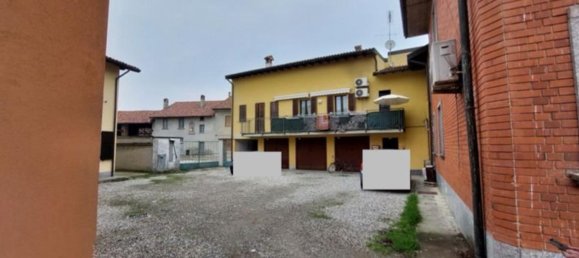 Apartamento de 2 habitaciónes en Gerenzago, Italy No. 185126 4