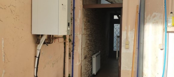 3 bedrooms Townhouse in Saint-Flovier, France No. 67475 17