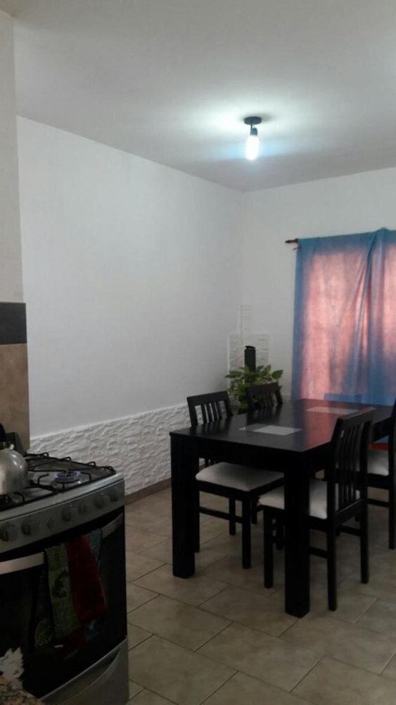 Studio à Bermudez, Argentina No. 18484