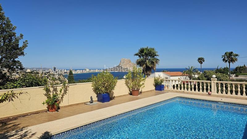 Вилла с 4 спальнями в Кальпе, Испания № 241880