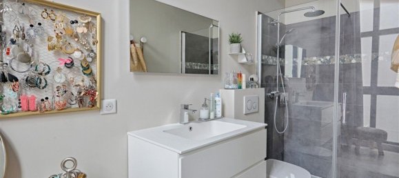 2 Schlafzimmer Wohnung in Saint-Maur-des-Fosses, France, Nr. 144320 5