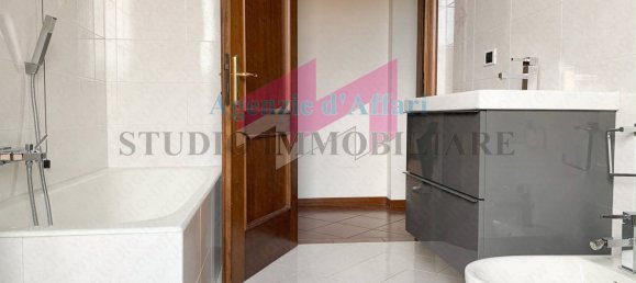 2 bedrooms Apartment in Castelmassa, Italy No. 102462 8