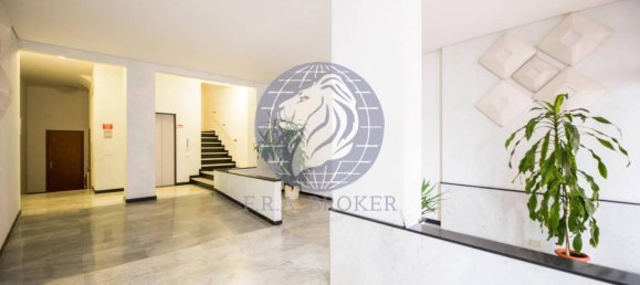 Apartamento de 3 habitaciónes en Genoa, Italy No. 33476 48