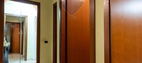 Квартира с 5 комнатами в Рим, Италия № 54043 14