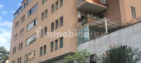 1-salle Propriété commerciale à Rome, Italy No. 70597 2