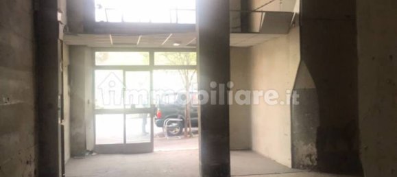 1-salle Propriété commerciale à Rome, Italy No. 70597 9