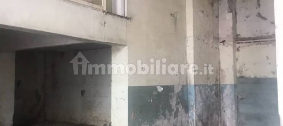 1-salle Propriété commerciale à Rome, Italy No. 70597 8