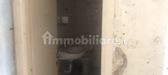 1-salle Propriété commerciale à Rome, Italy No. 70597 6