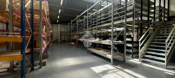 Склад с 1 комнатой в Тренто, Италия № 43534 27