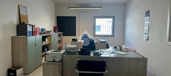 Склад с 1 комнатой в Тренто, Италия № 43534 15