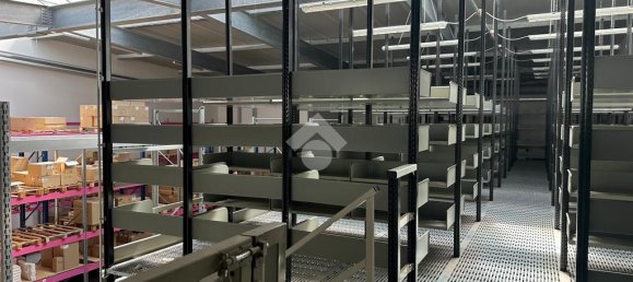 Склад с 1 комнатой в Тренто, Италия № 43534 19