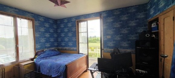 6 bedrooms House in Marqueglise, France No. 252010 12