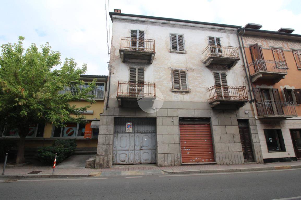 5-Zimmer Gebäude in Brandizzo, Italy, Nr. 66878