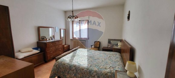 10 rooms House in Serra San Quirico, Italy No. 5151 9