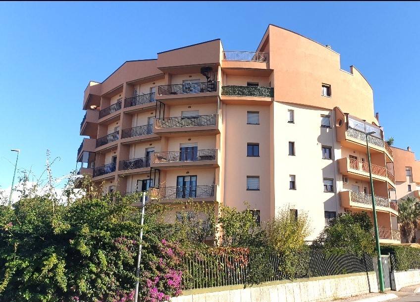 Квартира с 3 спальнями в Анцио, Италия № 167365