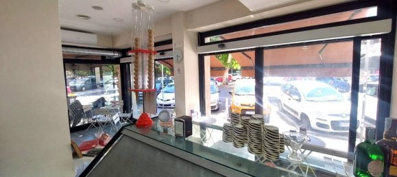1 room Commercial property in Rome, Italy No. 9359 9
