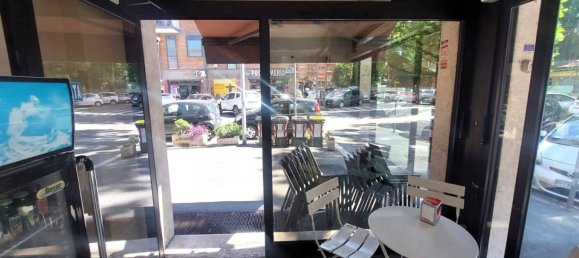 1 room Commercial property in Rome, Italy No. 9359 12