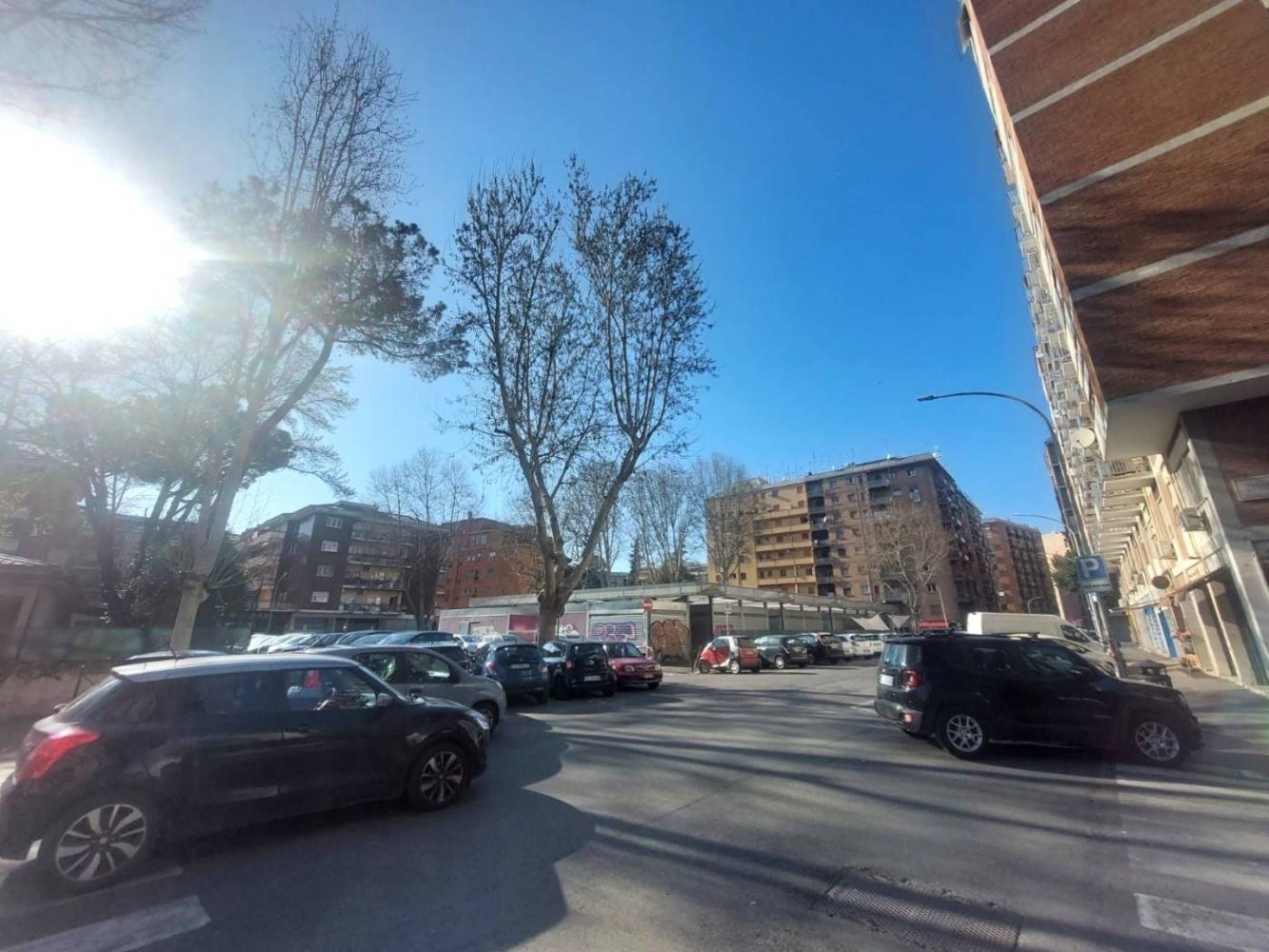 1 room Commercial property in Rome, Italy No. 9359