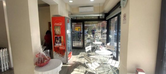 1 room Commercial property in Rome, Italy No. 9359 4