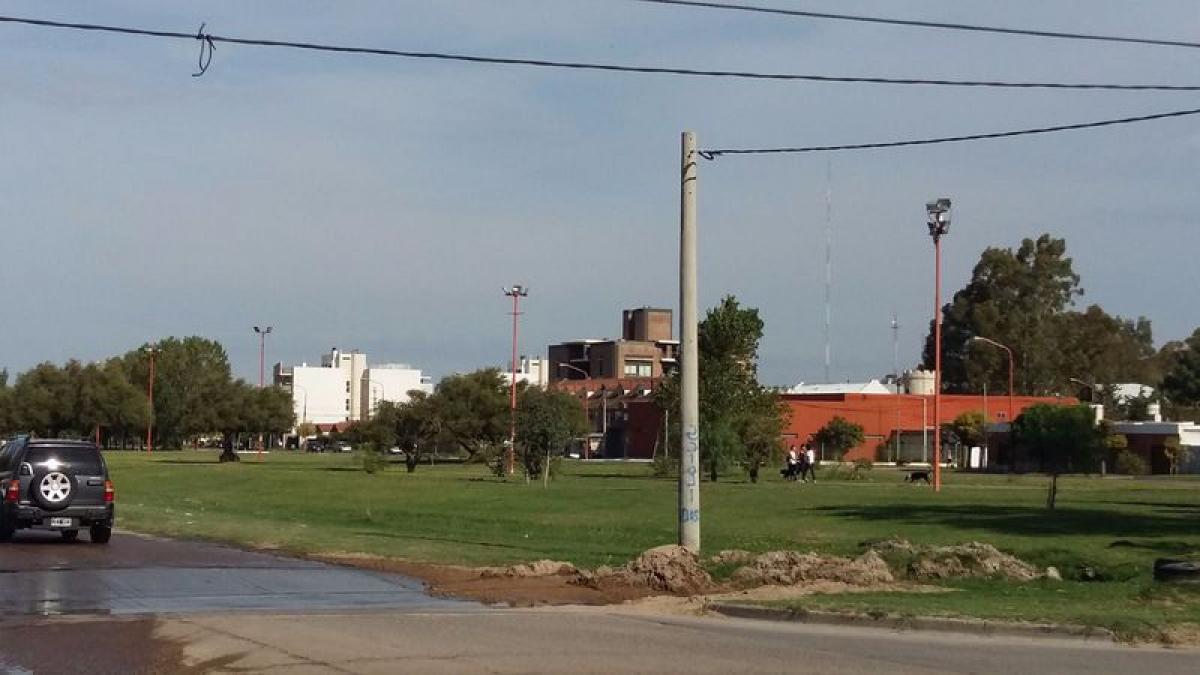  Land in Buenos Aires, Argentina No. 117311