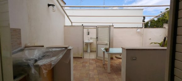 Casa de 3 habitaciónes en Melendugno, Italy No. 43308 6