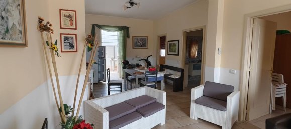 Casa de 3 habitaciónes en Melendugno, Italy No. 43308 12