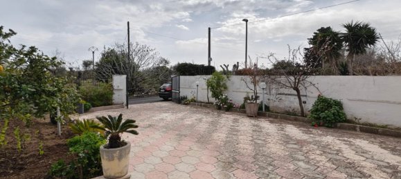 Casa de 3 habitaciónes en Melendugno, Italy No. 43308 4