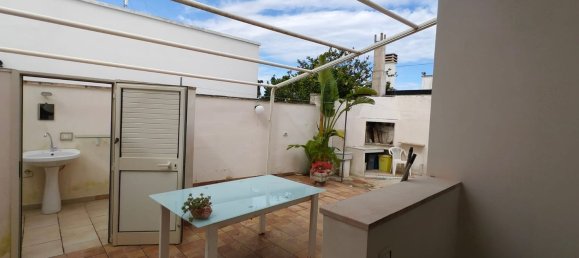 Casa de 3 habitaciónes en Melendugno, Italy No. 43308 7