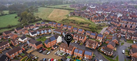 3 bedrooms House in Horley, United Kingdom No. 1031 15