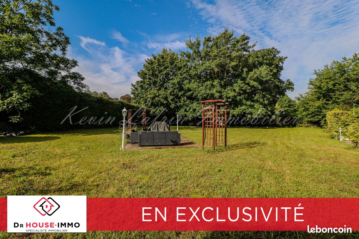 715m² Land in Rosny-sur-Seine, France No. 175092