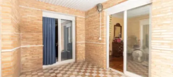 Apartamento de 4 dormitorios en Granada, Spain No. 174541 2