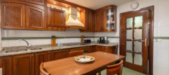 Apartamento de 4 dormitorios en Granada, Spain No. 174541 8