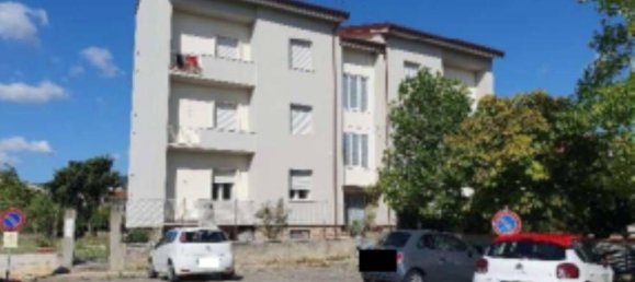 3 rooms Apartment in Vinci, Italy No. 197659 9