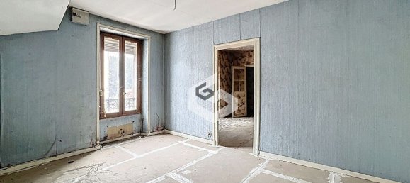 5-salle Appartement à Reims, France No. 280494 13