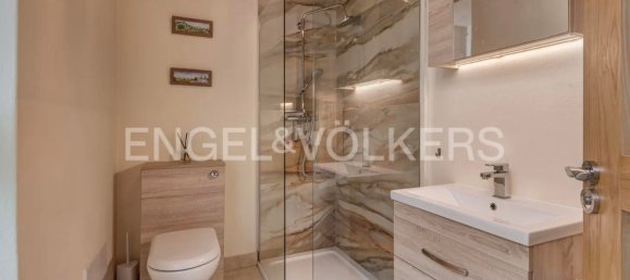 5 bedrooms House in Tremezzina, Italy No. 295136 13