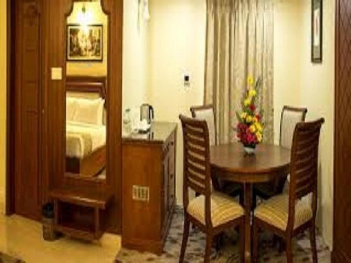 2 bedrooms House in Noida, India No. 67178