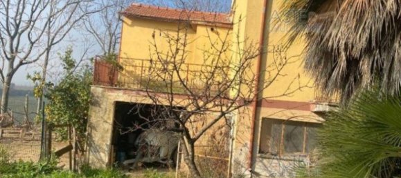 Casa de 5 habitaciónes en Roseto degli Abruzzi, Italy No. 345397 14