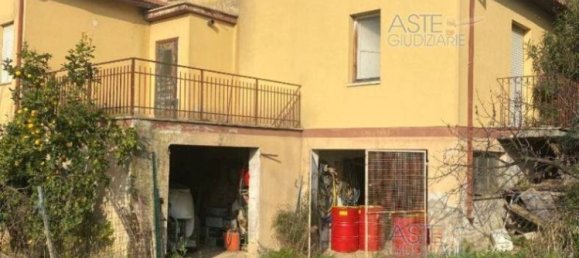 Casa de 5 habitaciónes en Roseto degli Abruzzi, Italy No. 345397 12