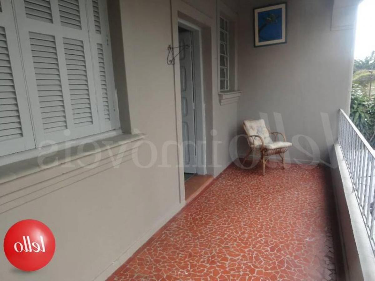 Дом с 3 спальнями в Сан-Паулу, Бразилия № 520443