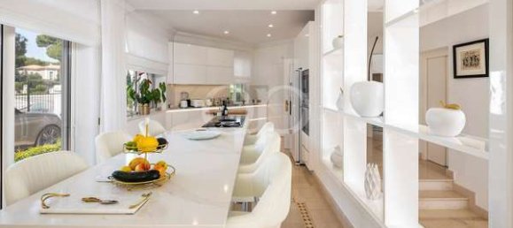 4 bedrooms Villa in Almancil, Portugal No. 142618 4