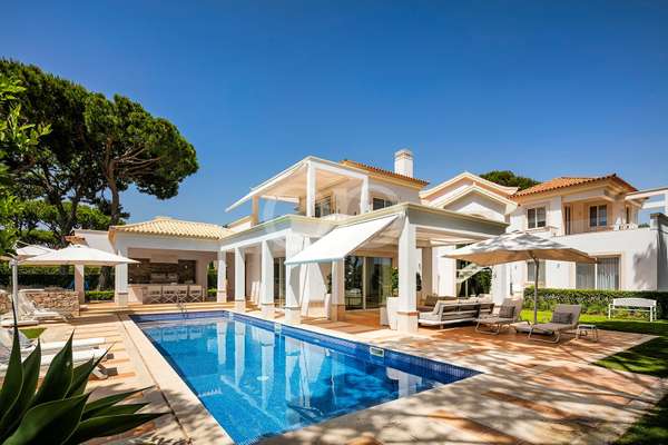 4 bedrooms Villa in Almancil, Portugal No. 142618