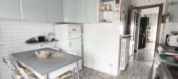 3 rooms Apartment in Tradate, Italy No. 315056 7