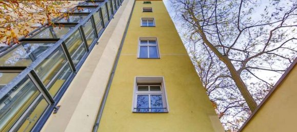 Apartamento de 3 dormitorios en Mitte, Germany No. 354626 2