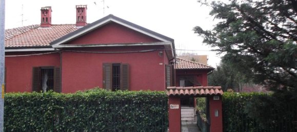 3 rooms Villa in Rho, Italy No. 70915 3