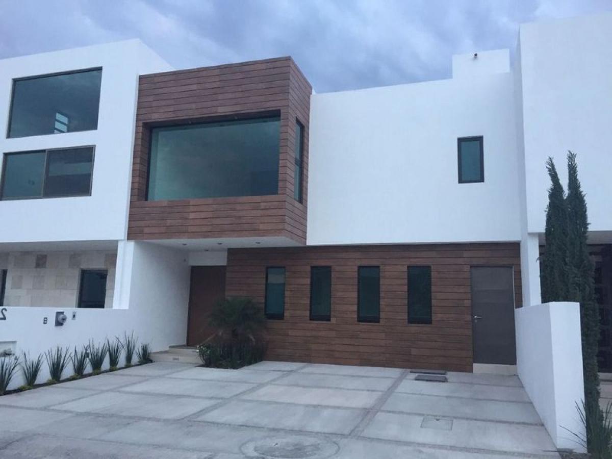 3 bedrooms House in Queretaro, Mexico No. 174674