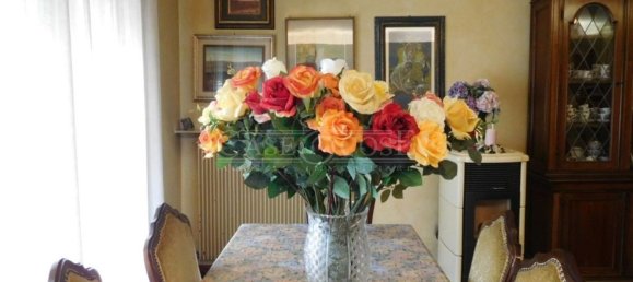 7 rooms House in San Martino di Lupari, Italy No. 88710 3