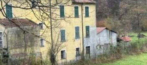 4 rooms House in Tornolo, Italy No. 309771 6