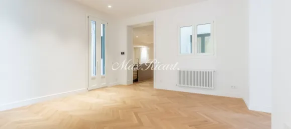 Apartamento de 2 divisões em Ciutat Vella, Spain N.º 33998 36
